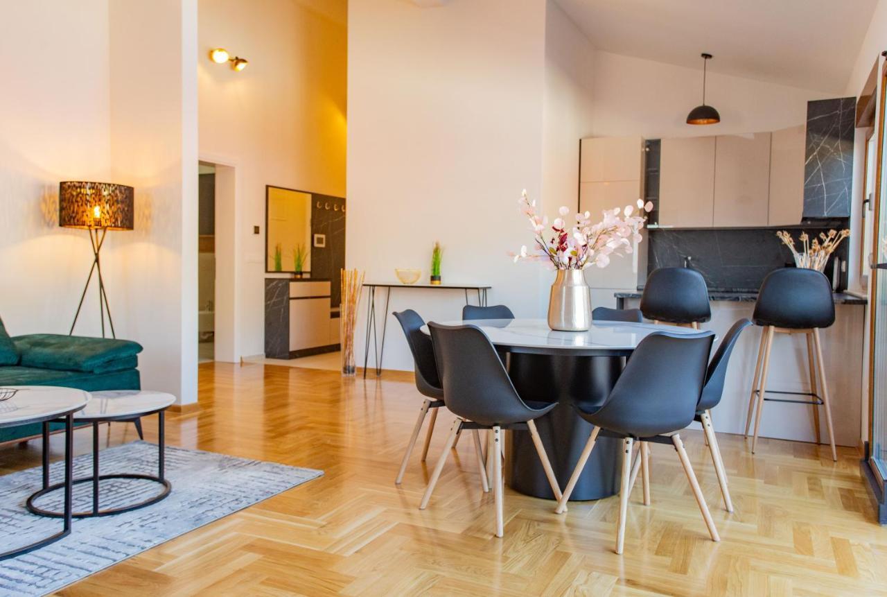 Apartment Exclusive Penthouse Old Town With Sauna And Jacuzzi